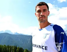 拉齐奥发布备战花絮；转会期止住颓势；意甲任务艰巨；控场能力受关注